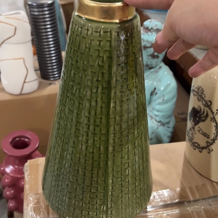 瓷花瓶摆件外贸出口（微瑕）高34.口5公分