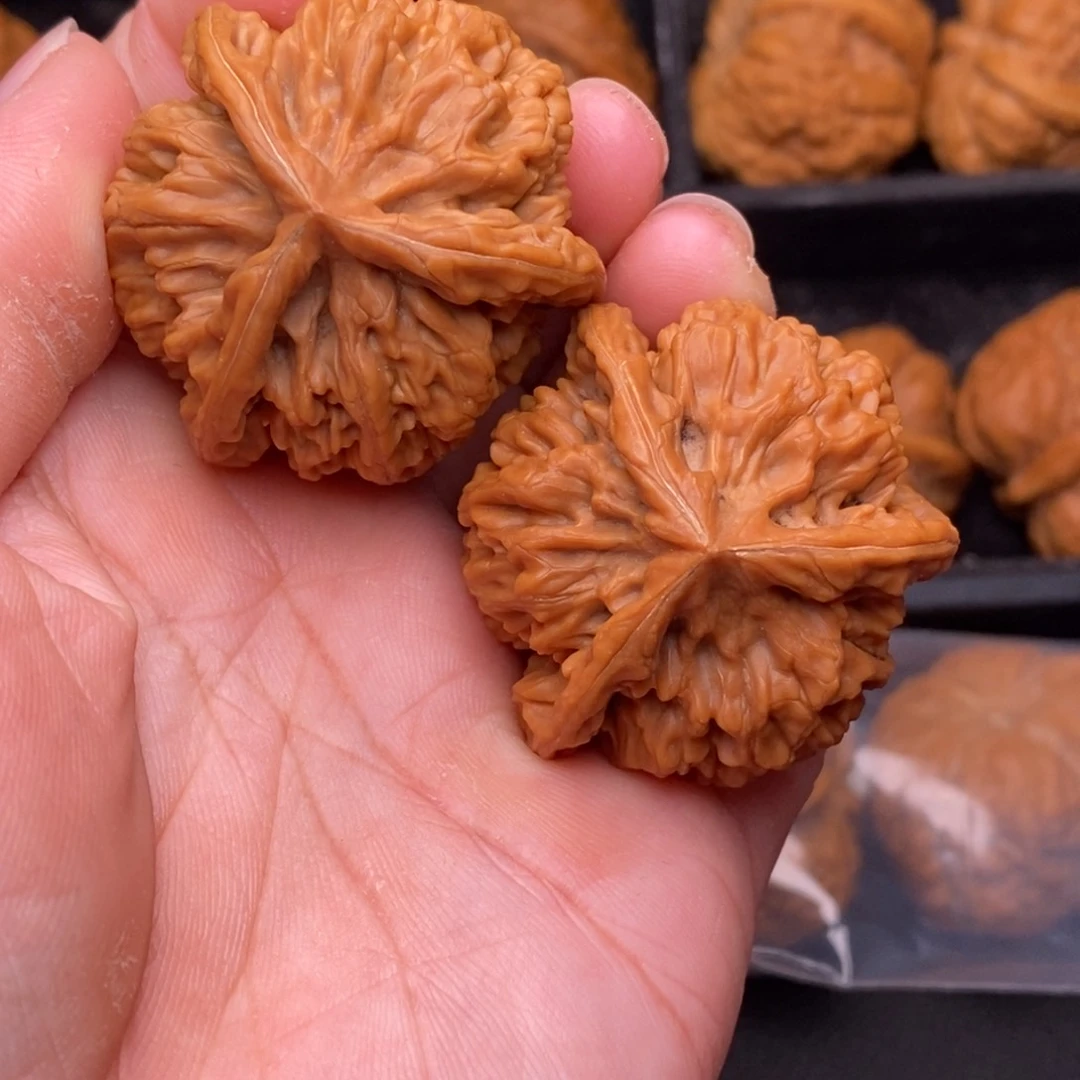 把件文玩核桃秦岭野生核桃