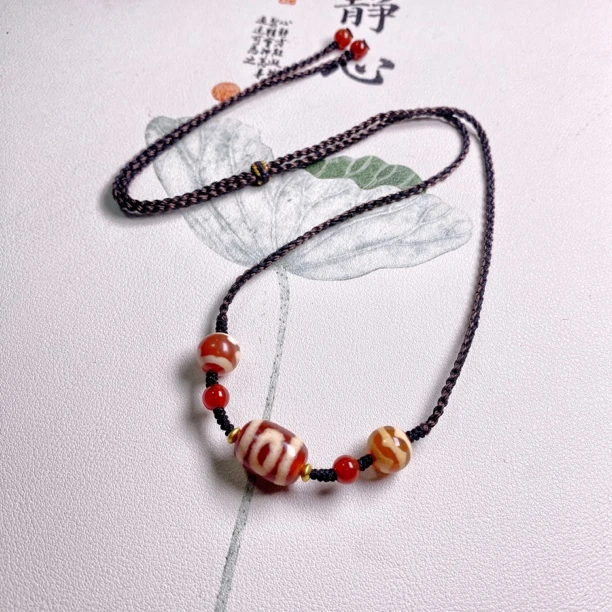 玛瑙红肉一眼靠山锁骨链时尚个性简约项链气质设计手工编绳颈饰