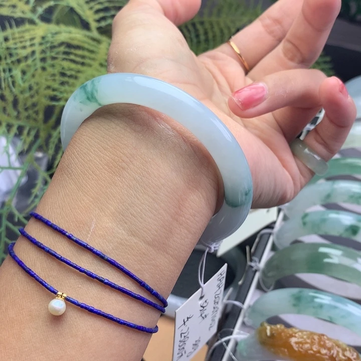 翡翠未镶嵌手镯天然翡翠手镯