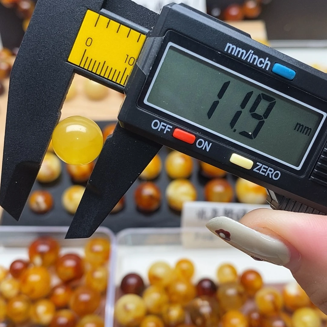 裸石琥珀未镶嵌蜜蜡648