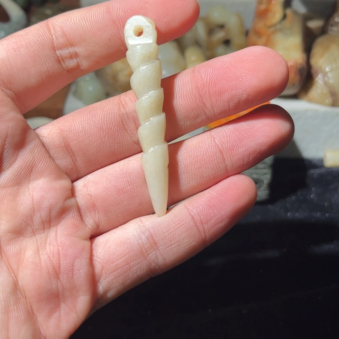 和田玉未镶嵌挂件