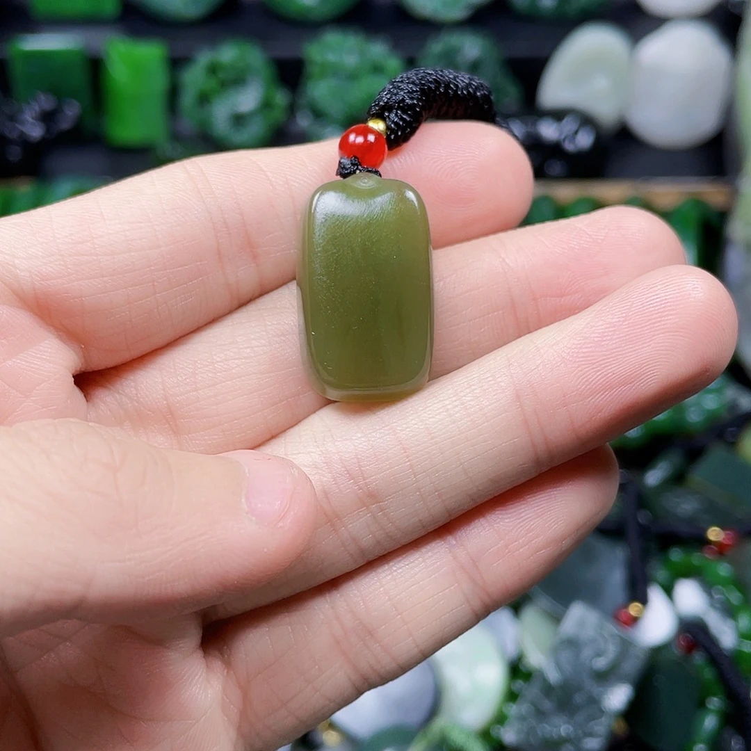 和田玉未镶嵌珠宝半成品