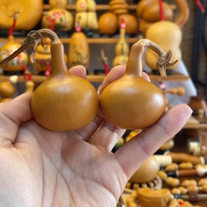 绿*天然葫芦自然生长绿色