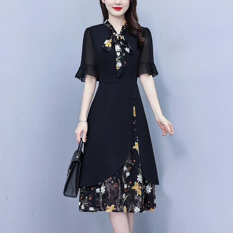 中年妈妈大码女装新款短袖V领收腰显瘦遮肚子拼接雪纺连衣裙宽松