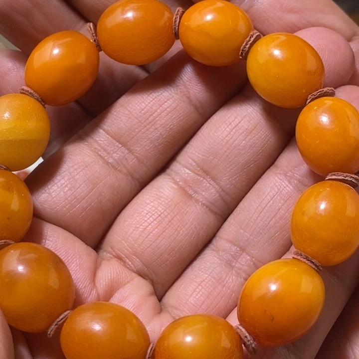 蜜蜡裸石未镶嵌配饰