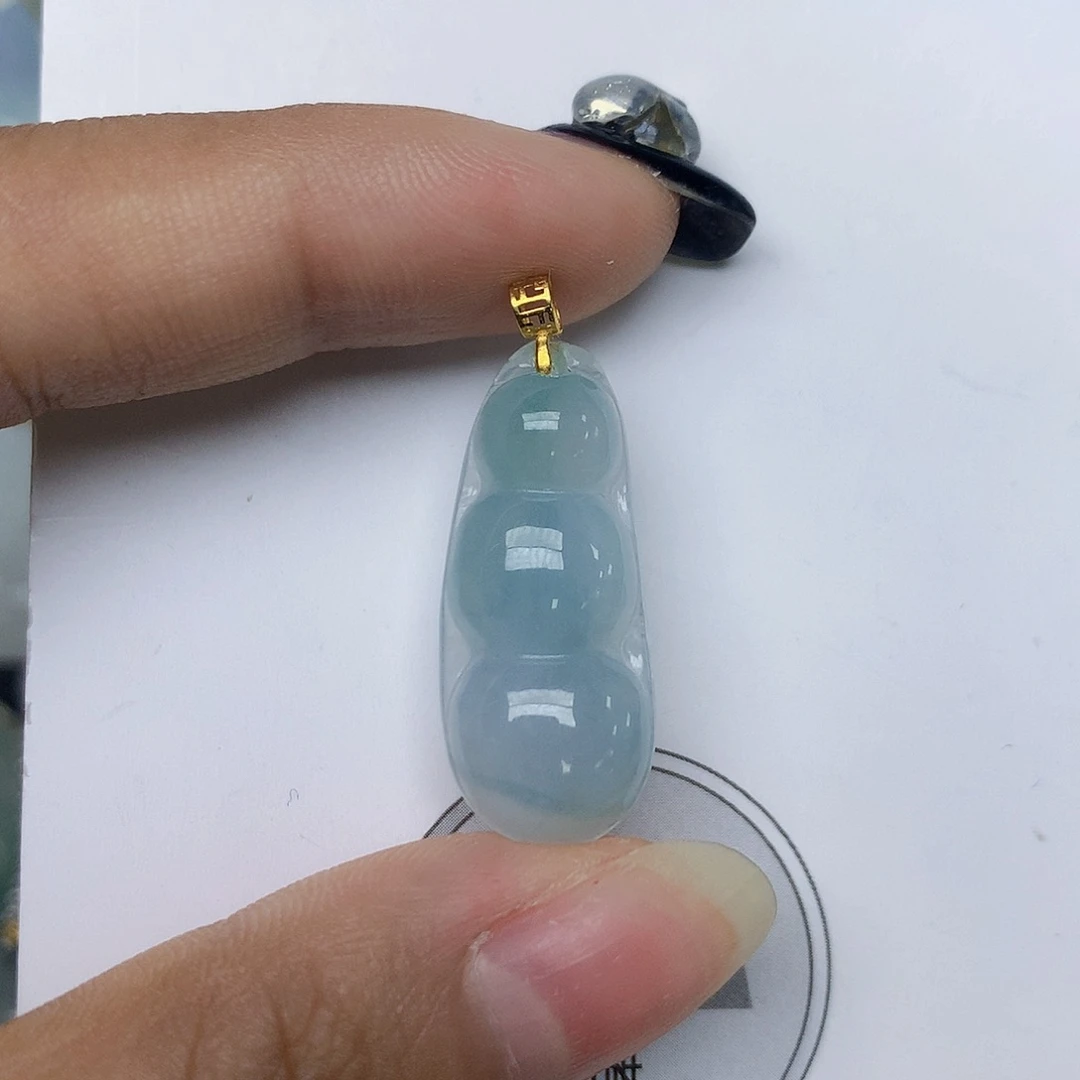 颈饰18K金镶嵌翡翠天然翡翠