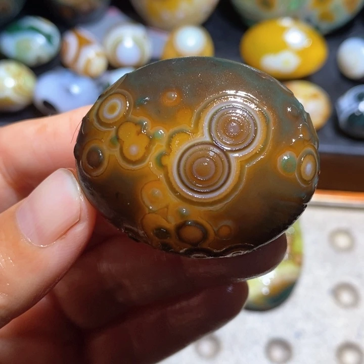 未镶嵌玛瑙/玉髓珠宝半成品52