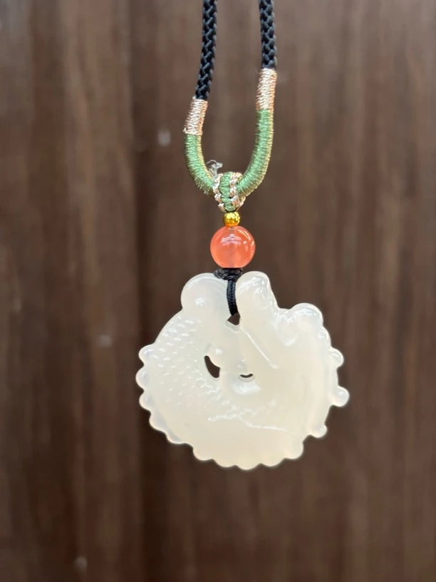 2761 和田玉青海料龙吊坠 规格约：31*5 多样性发其一