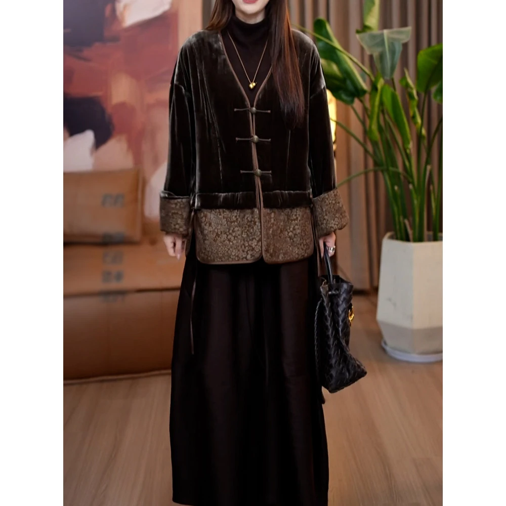 高级感轻奢裙套装女2025冬季新款新中式百搭保暖棉服+纯色半身裙