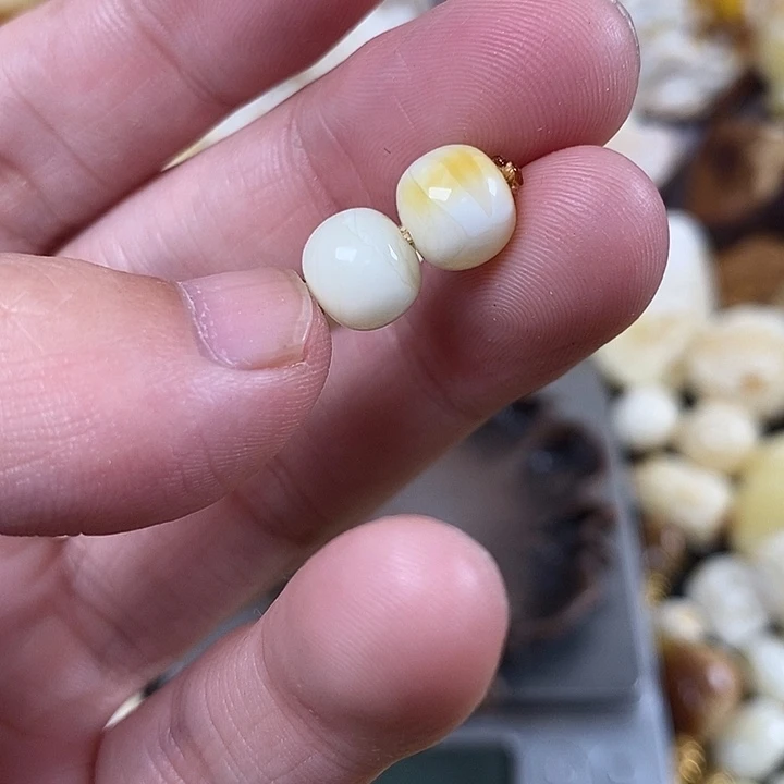 未镶嵌琥珀裸石我