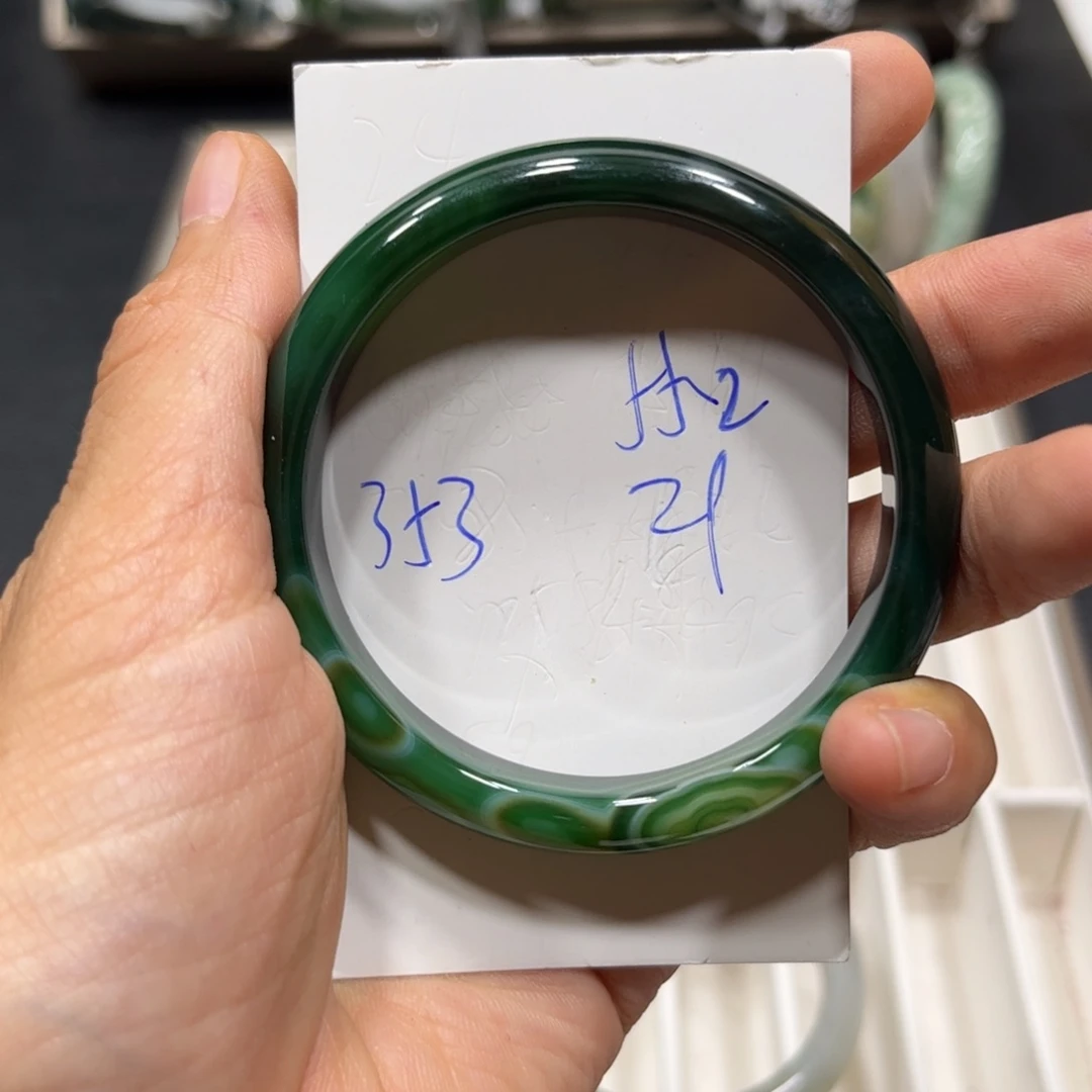 手镯玛瑙/玉髓未镶嵌