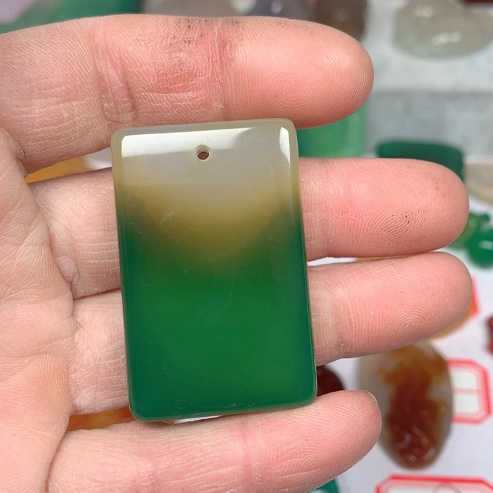 玛瑙/玉髓颈饰未镶嵌蓝*
