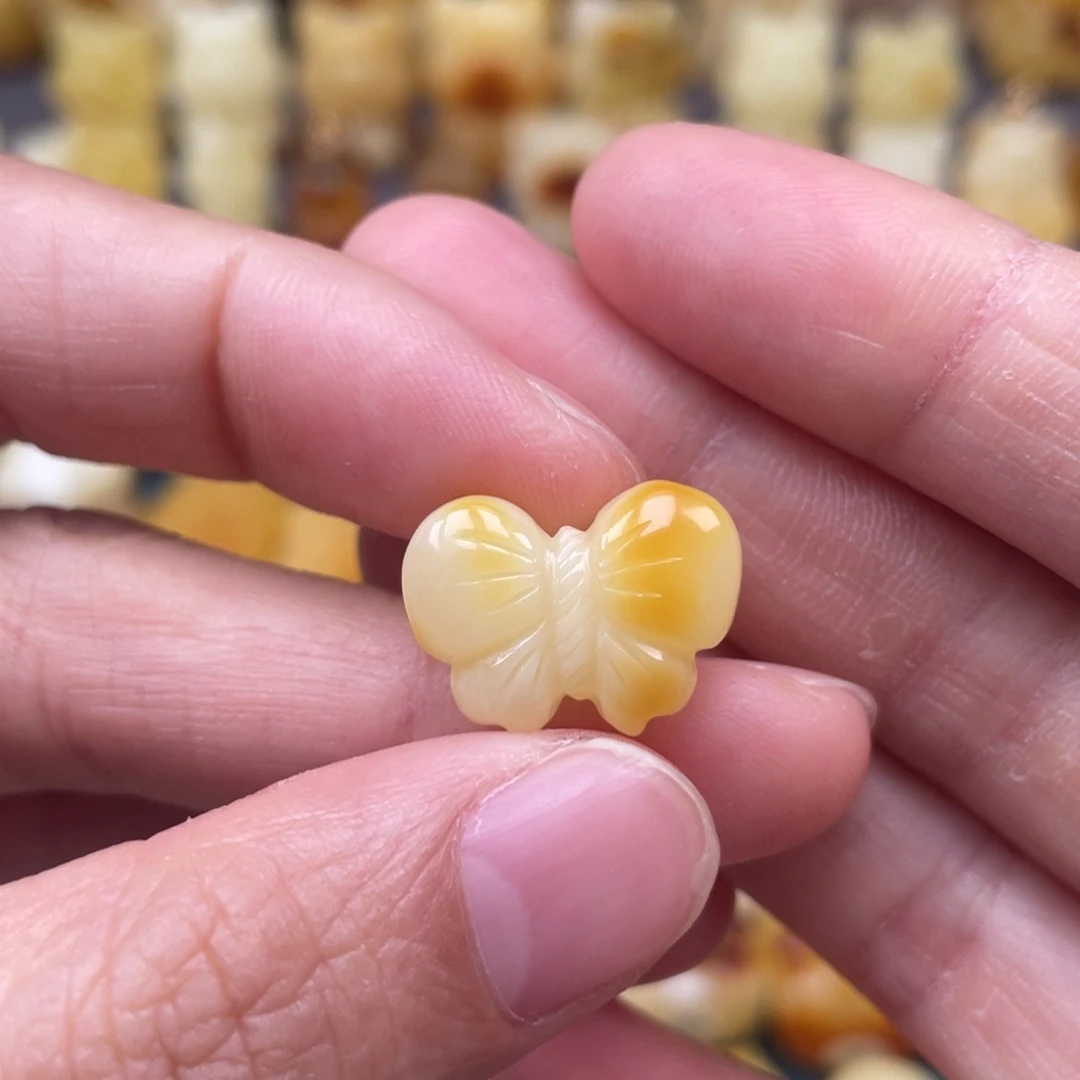 未镶嵌琥珀裸石蜜蜡