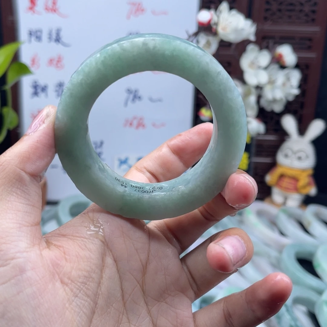 定制翡翠未镶嵌正圈