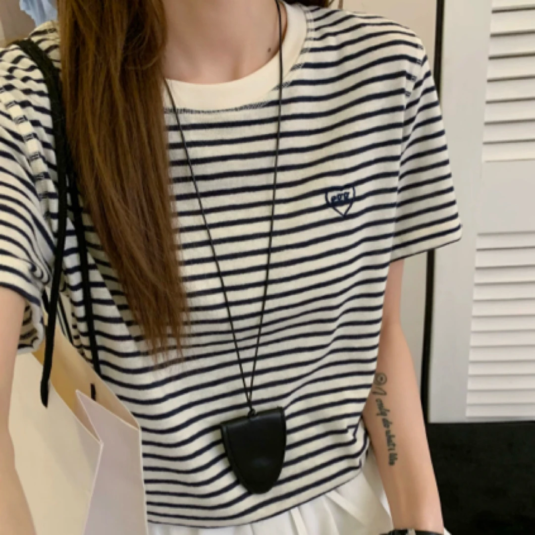 夏季新款韩版休闲时尚简约字母刺绣条纹宽松短袖女