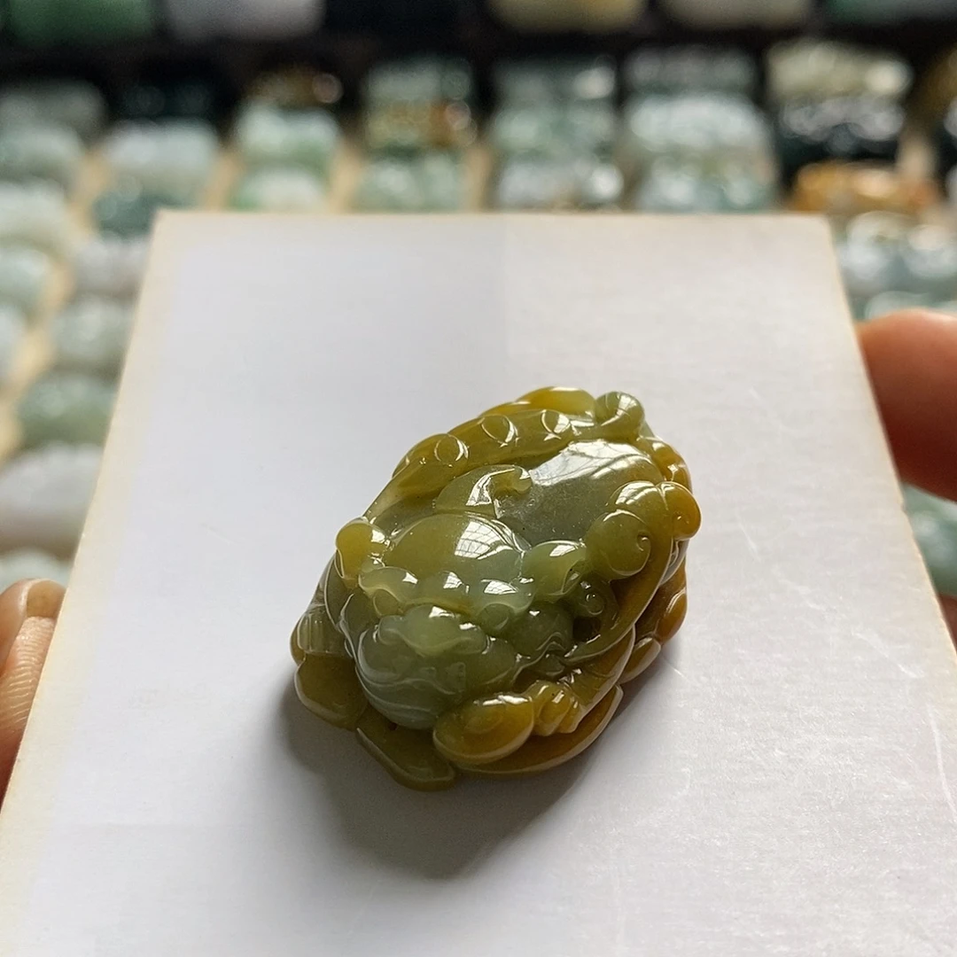 颈饰未镶嵌翡翠天然翡翠貔貅吊坠