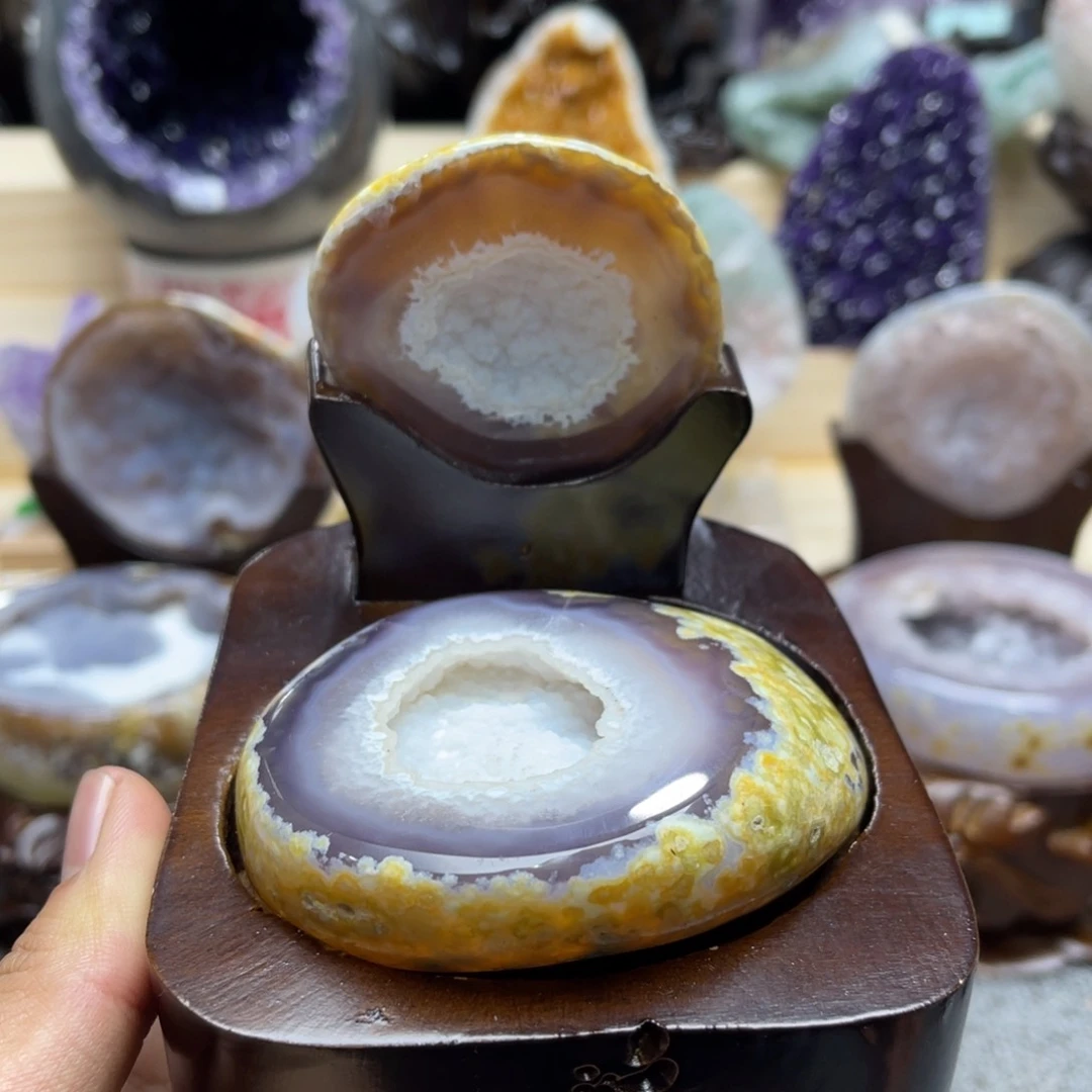 水晶大型摆件未镶嵌