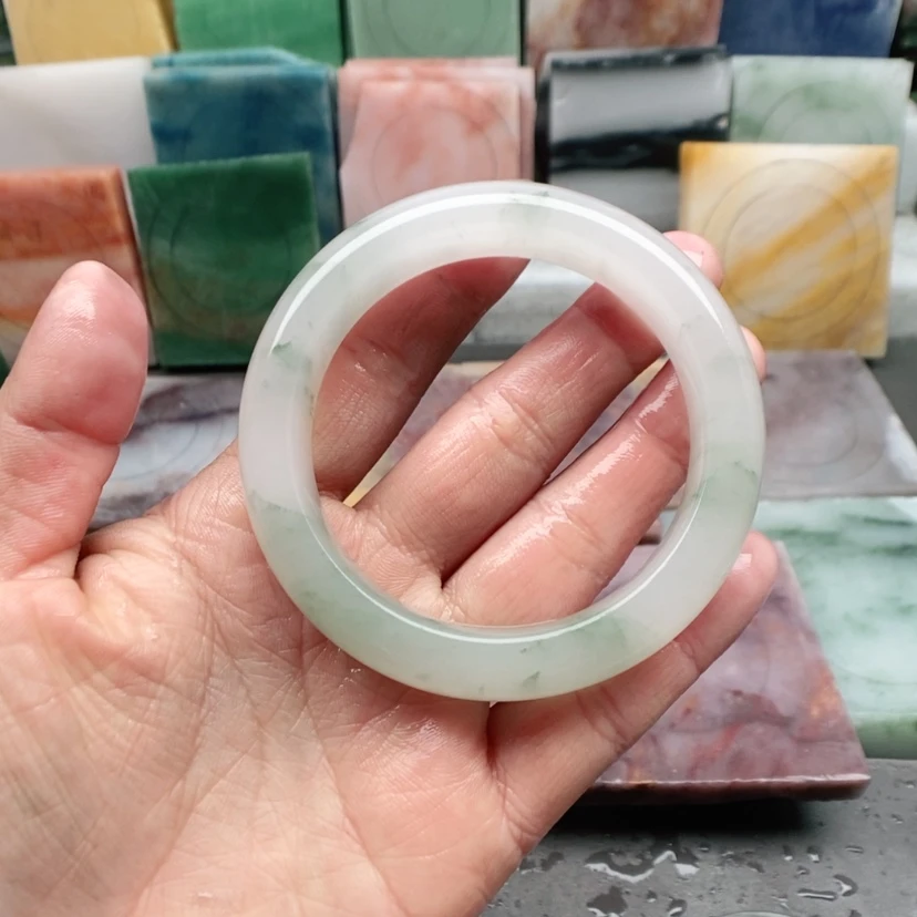 【闪购商品】石英质玉手镯未镶嵌?****?加工定制