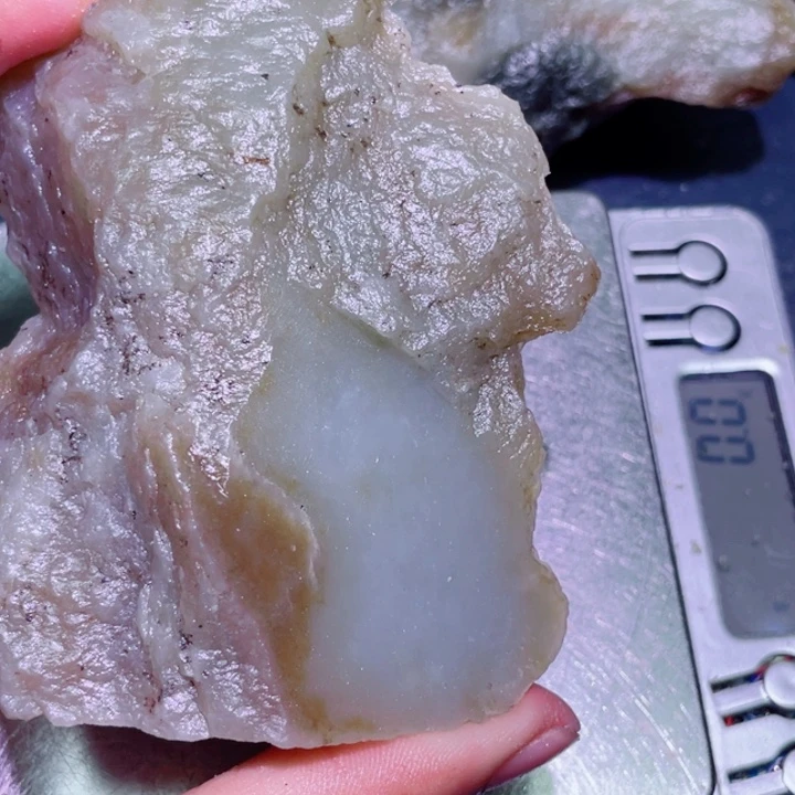 和田玉（糖玉）未镶嵌珠宝半成品