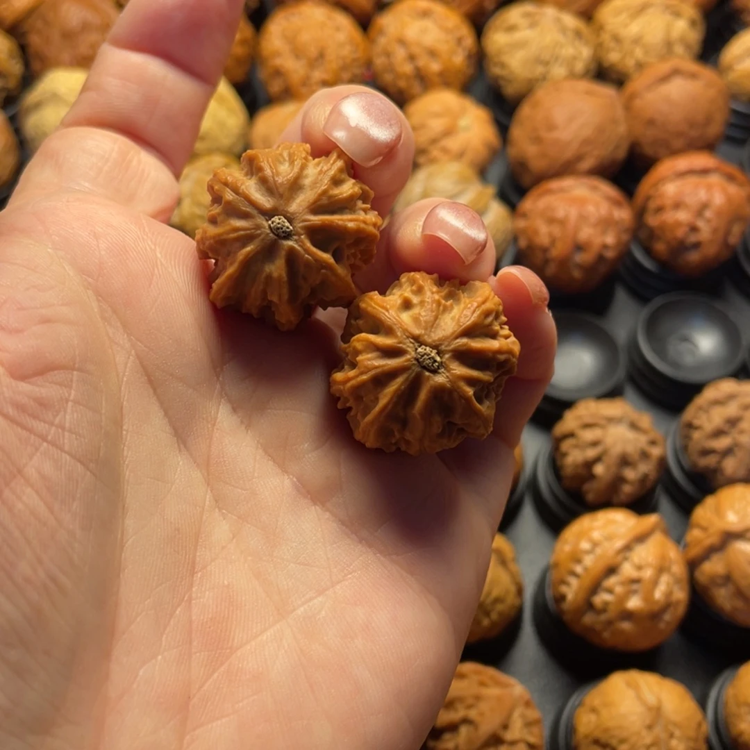 晚****文玩核桃吊坠核桃