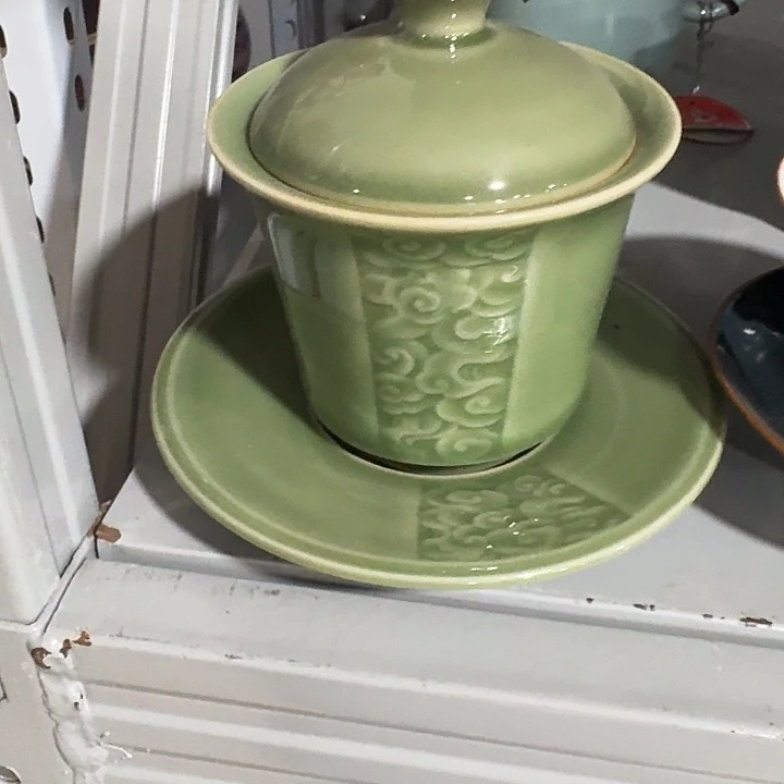 主人杯一个，瓷。。。