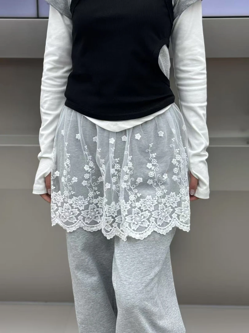 点线休闲白色蕾丝裙帘