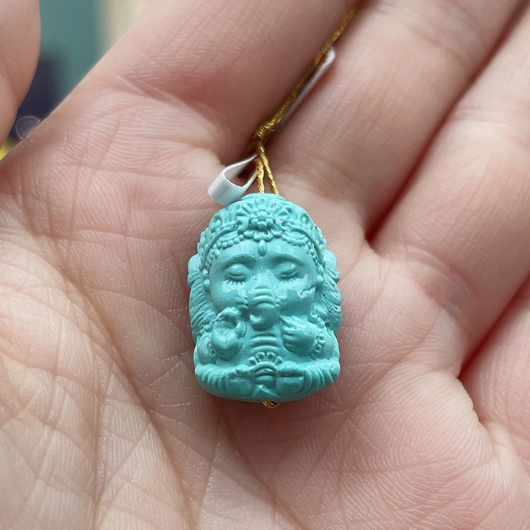 绿松石颈饰未镶嵌