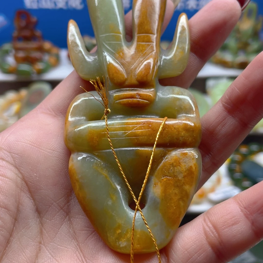透闪石质玉未镶嵌把件