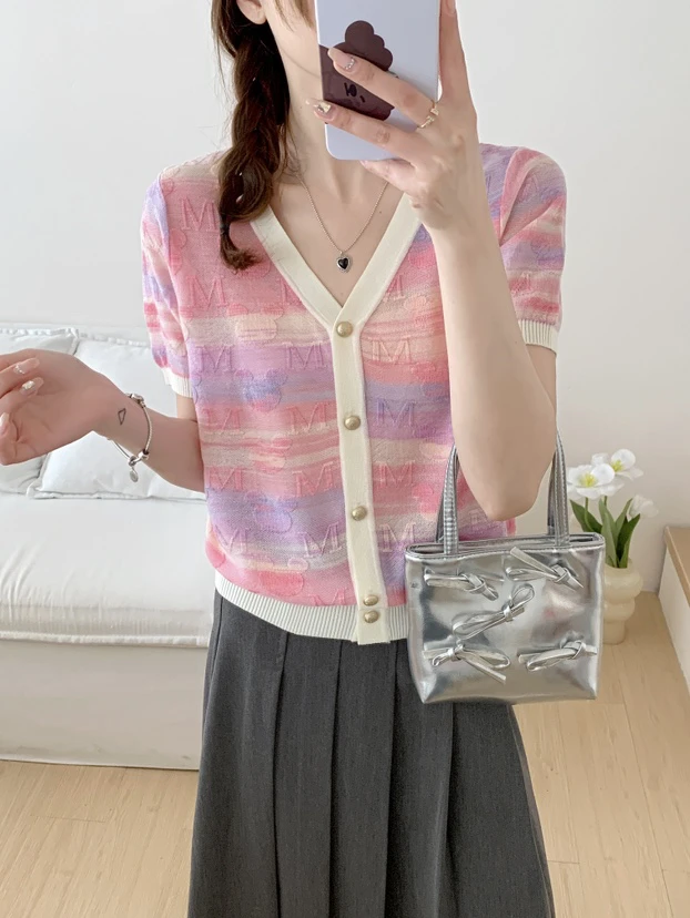 彩色条纹机蕊领短袖