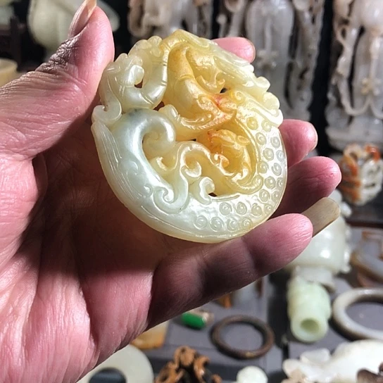 和田玉（糖玉）未镶嵌挂件