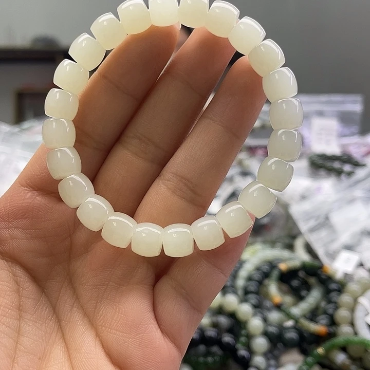 和田玉未镶嵌手串