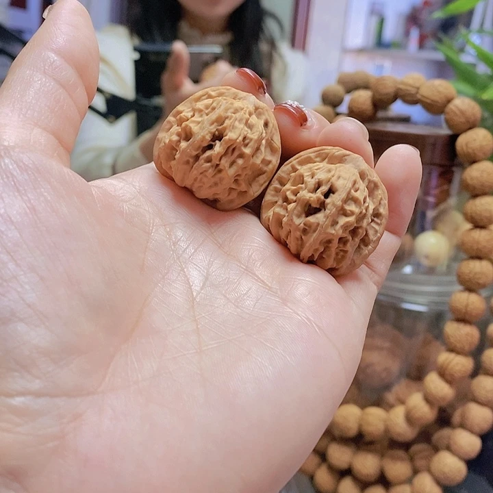 【闪购商品】文玩核桃把件31.5天地