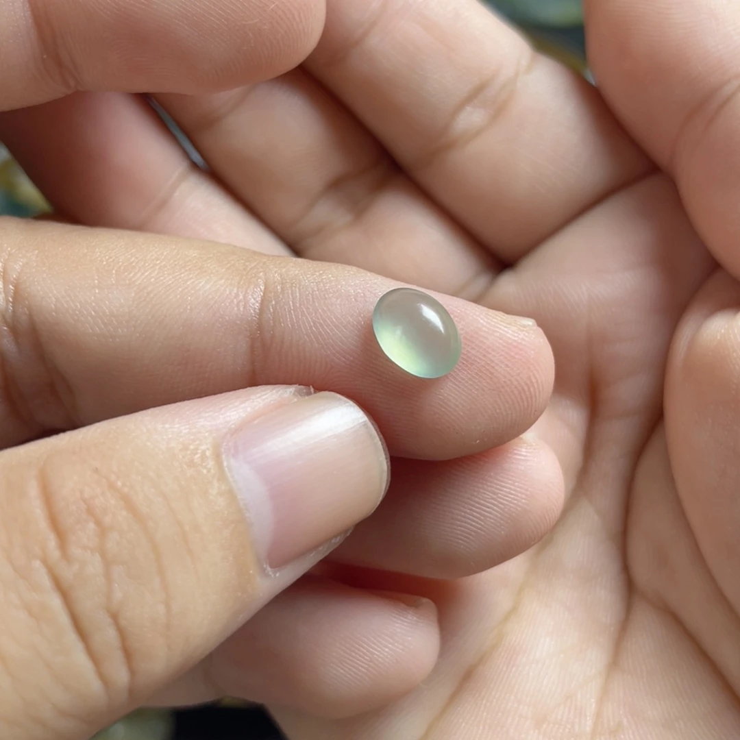 定制翡翠未镶嵌蛋面