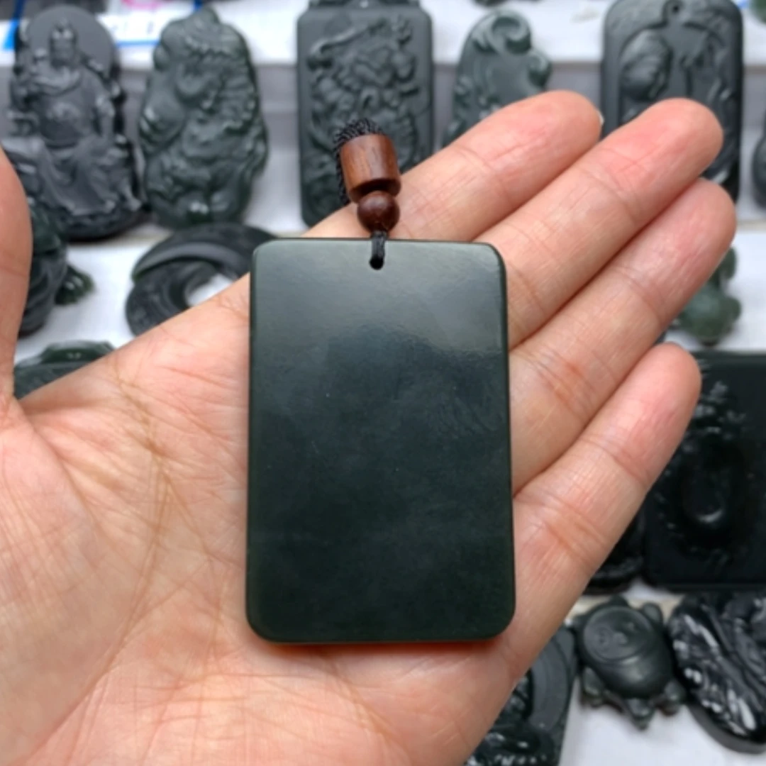 【闪购商品】颈饰未镶嵌和田玉阿