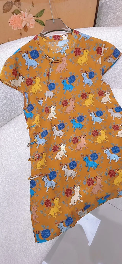 （动漫兔）2025年新款A字裙真丝开衩旗袍花色百搭温婉风