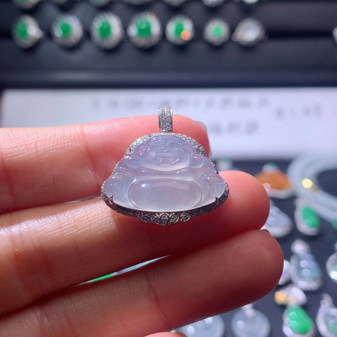 颈饰18K金镶嵌翡翠翡翠