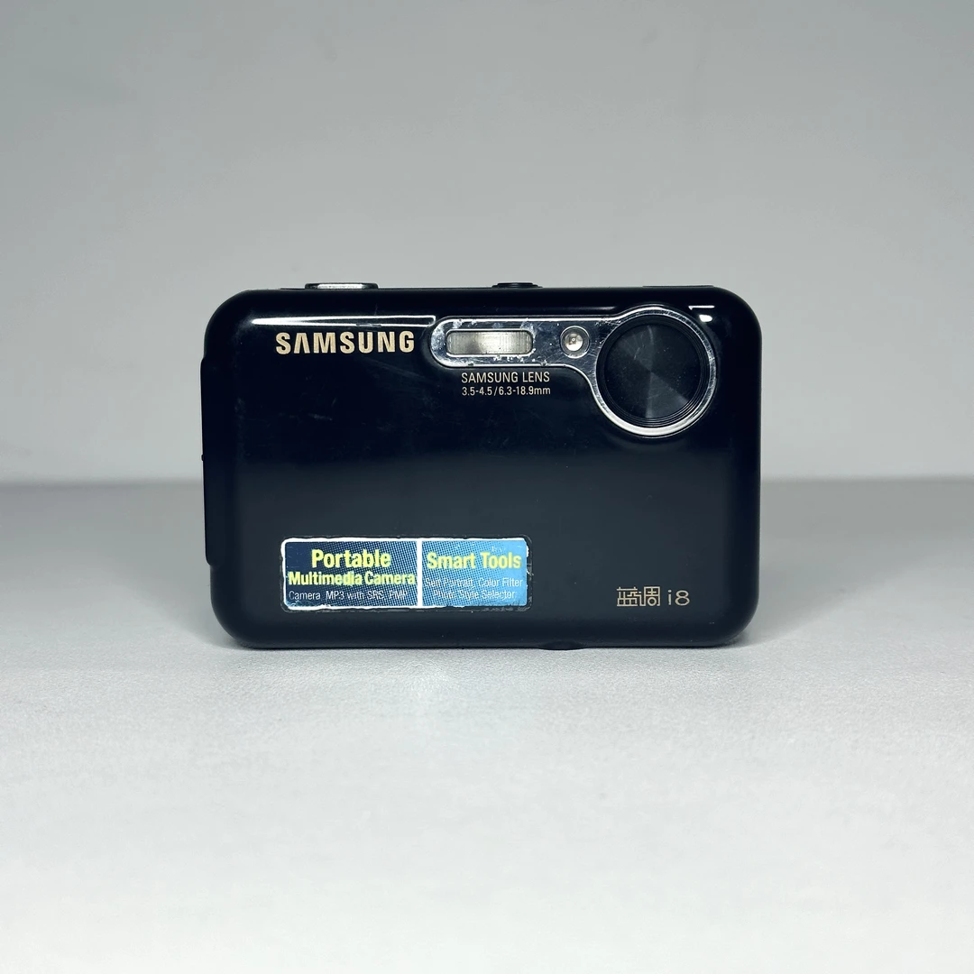 9新 Samsung/三星 i8 能拍冷暖色调、潜望式镜头、数码ccd相机2️⃣
