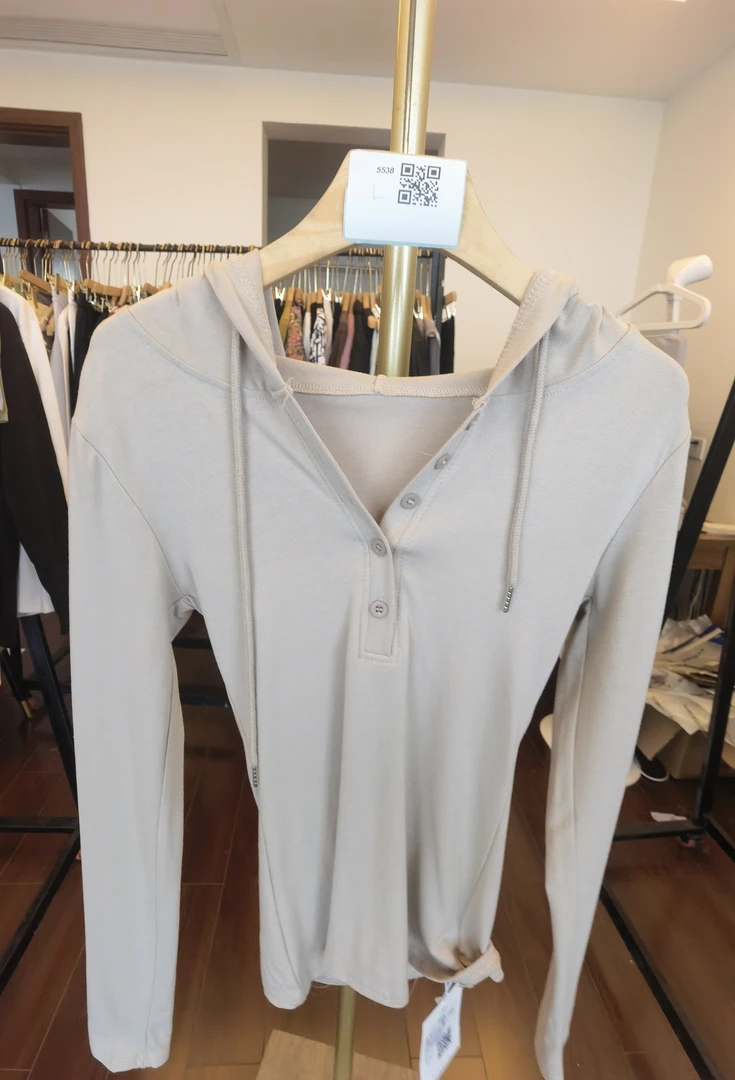 5538-品牌撤柜女装T恤清仓-(建议卡码拍小）