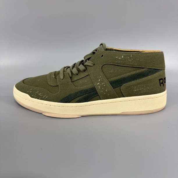 Reebok/锐步 re002 高帮做旧连名款休闲板鞋