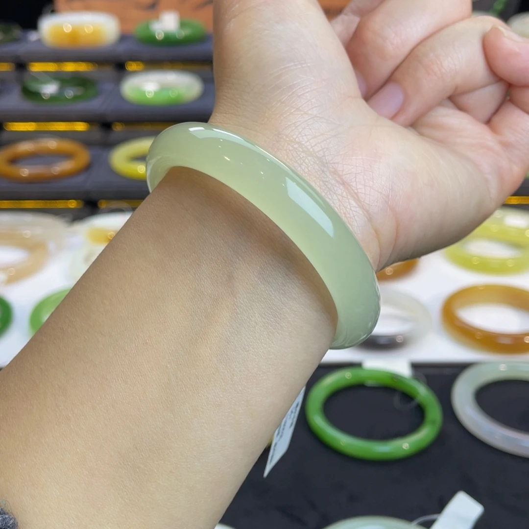 未镶嵌手镯和田玉高冰晴水手镯56