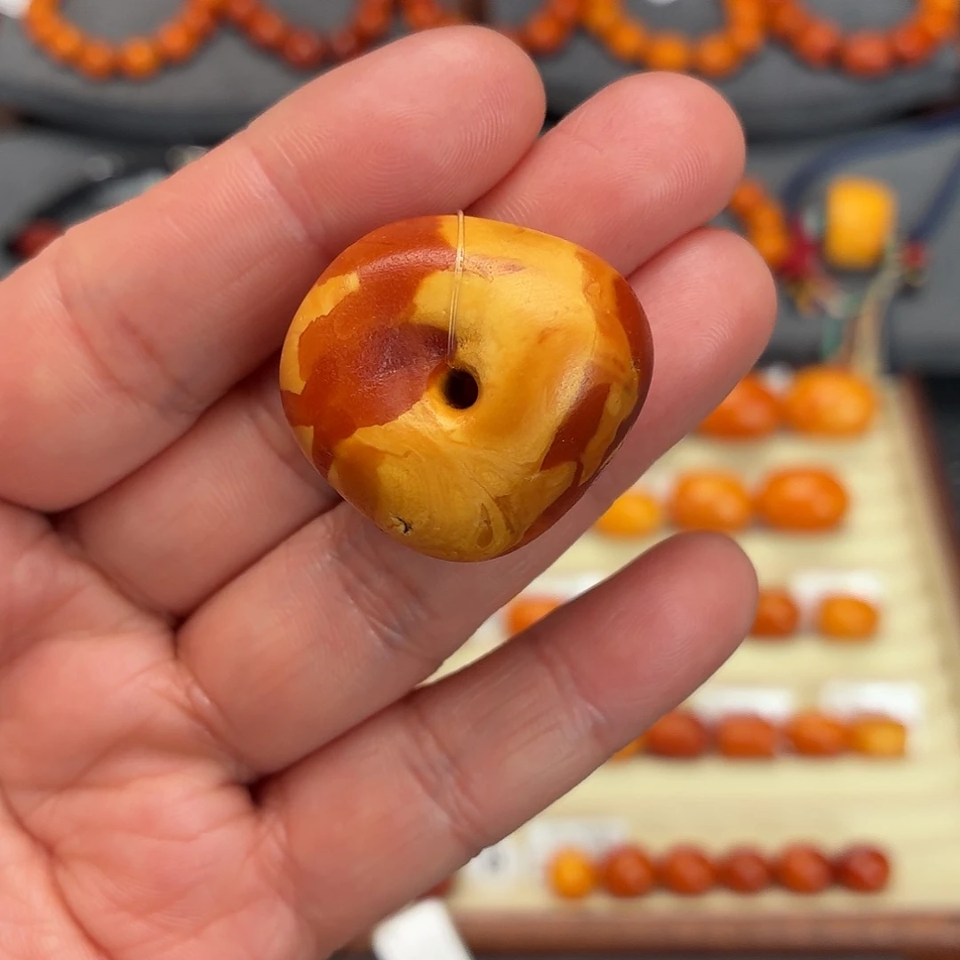 清***见琥珀未镶嵌裸石定制