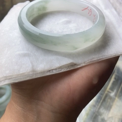 石英质玉手镯未镶嵌绝**儿加工定制