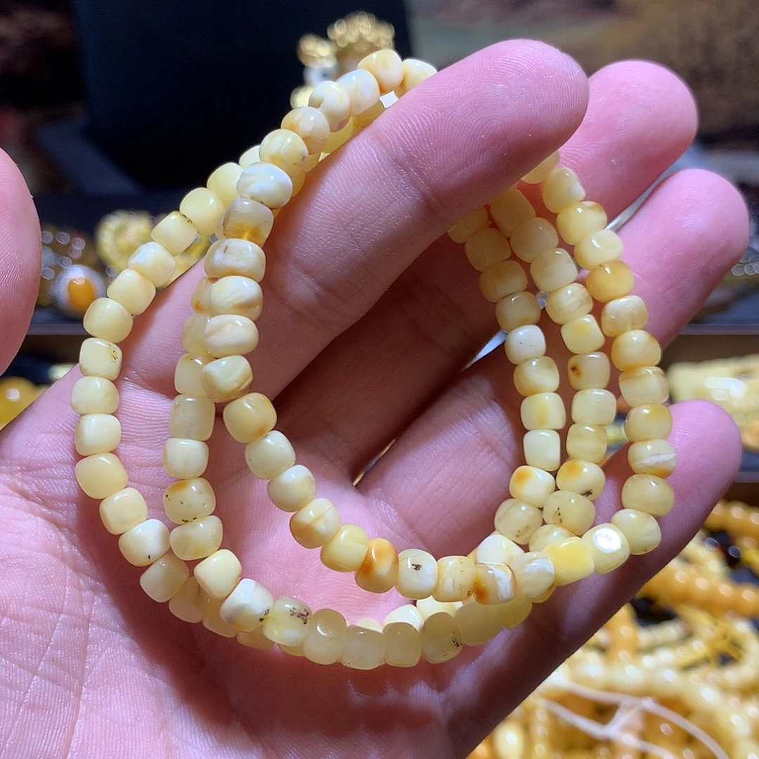 未镶嵌琥珀珠宝奇石多样性发其一