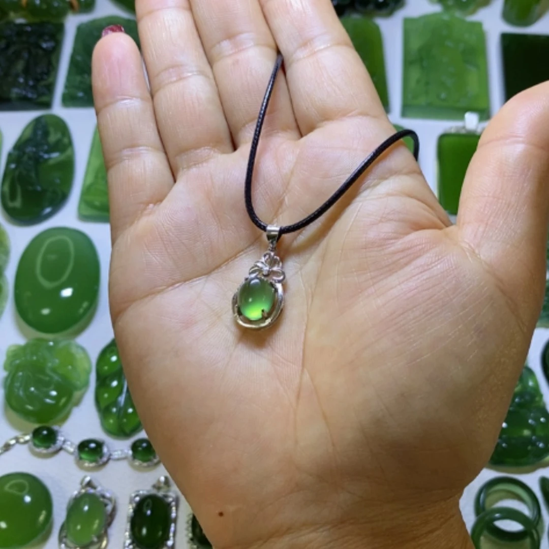 【闪购商品】蛇纹石玉颈饰银S925镶嵌