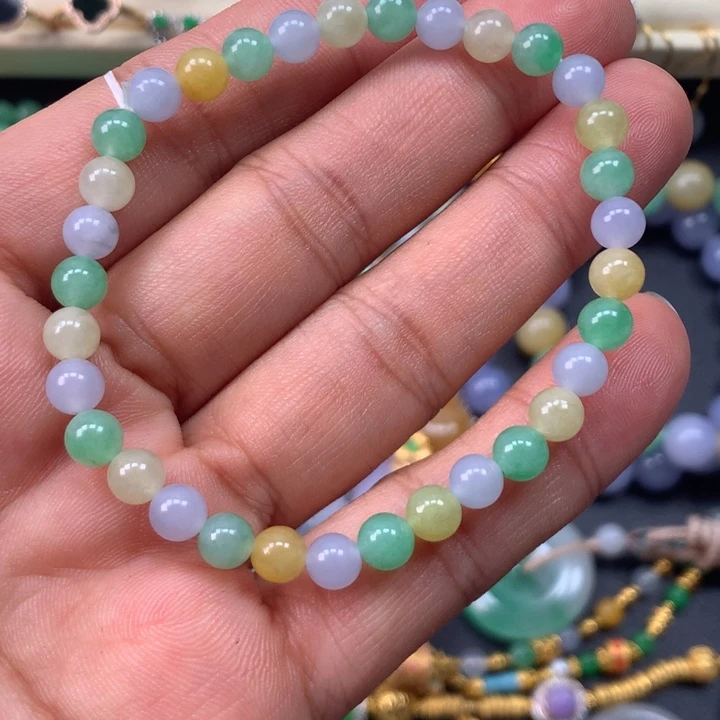 翡翠未镶嵌手链卡5.5