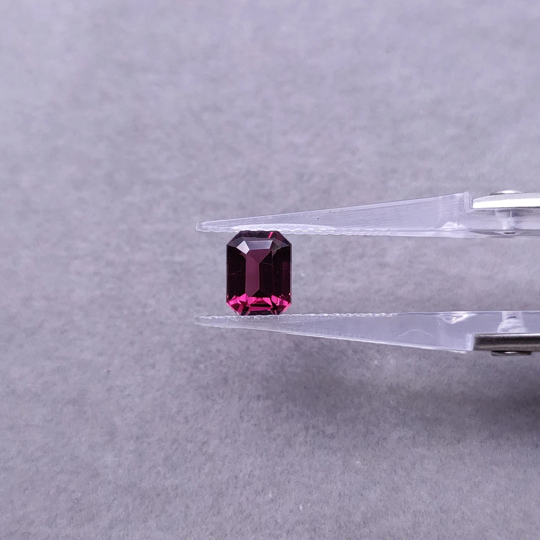 石榴石-1.99ct（01046354）0509
