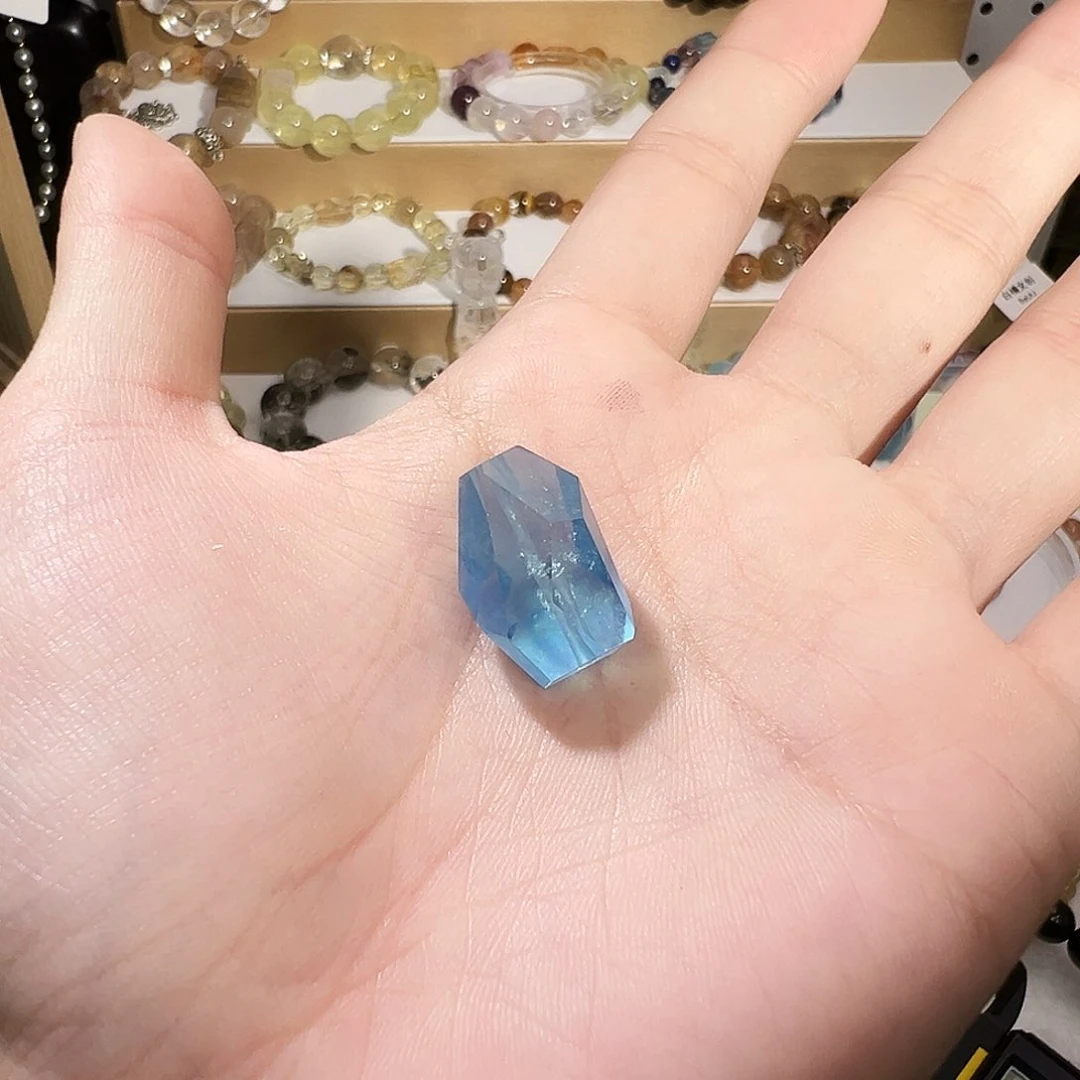 手串未镶嵌水晶海蓝宝钻切