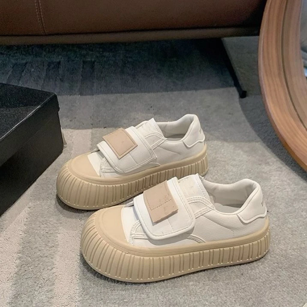 加大加肥33651一脚蹬魔术贴丑萌大头运动小白鞋子