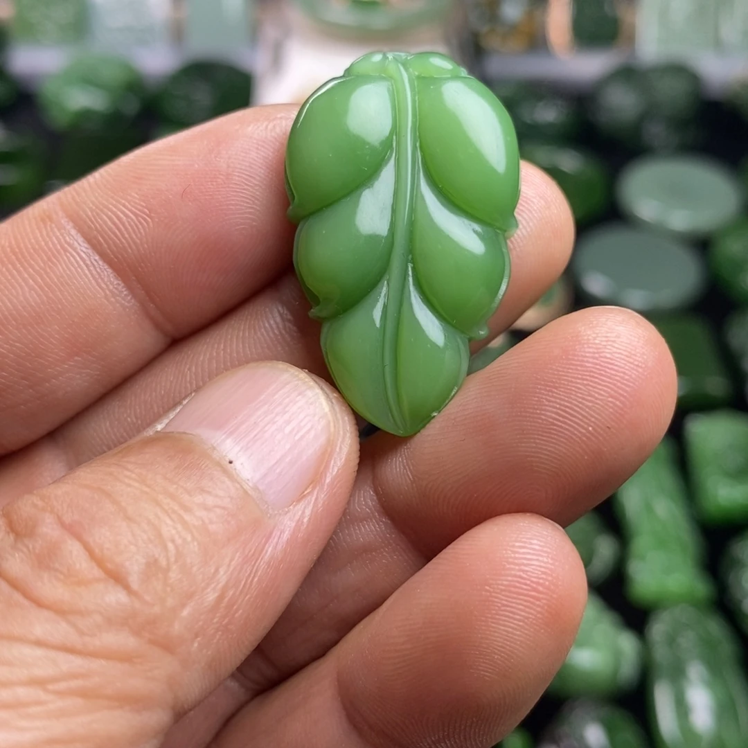 1***8和田玉（碧玉）未镶嵌颈饰